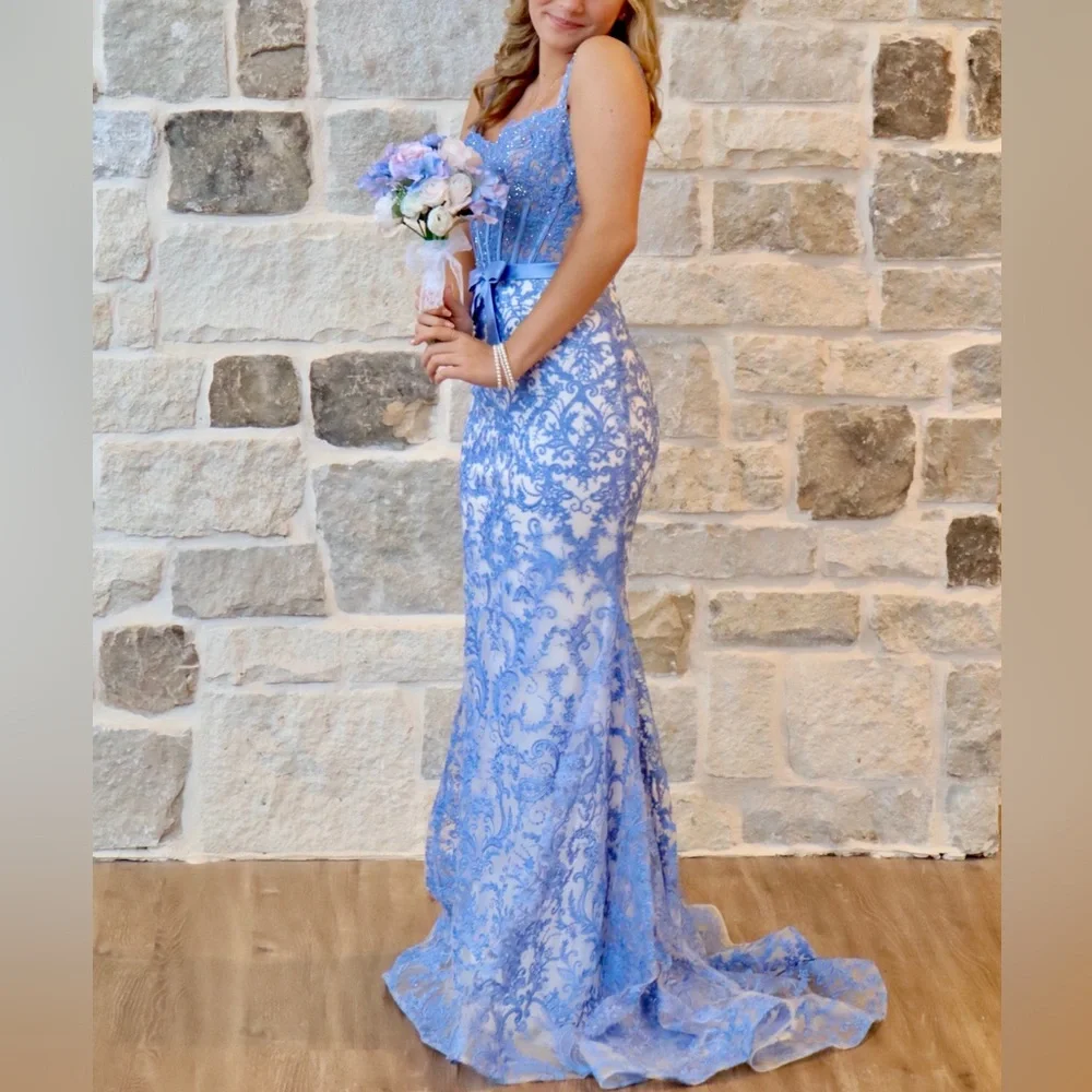 Elegant Lace Sherri Hill Prom Dress - Picture 5 of 6